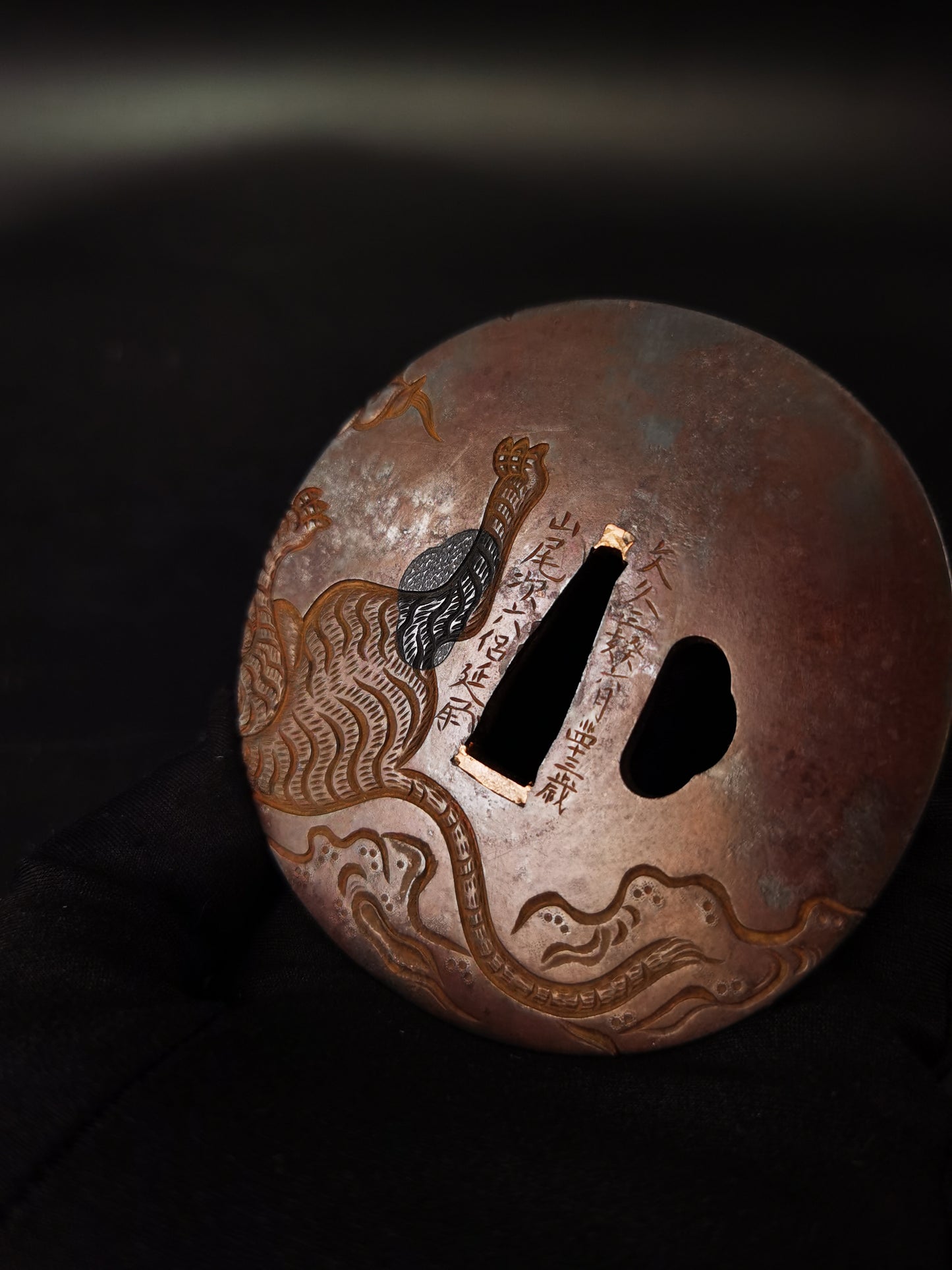 Japanese Bian Zhuangzi stabbing tiger Pattern Tsuba for Katana and Wakziashi Edo Period Antique A309