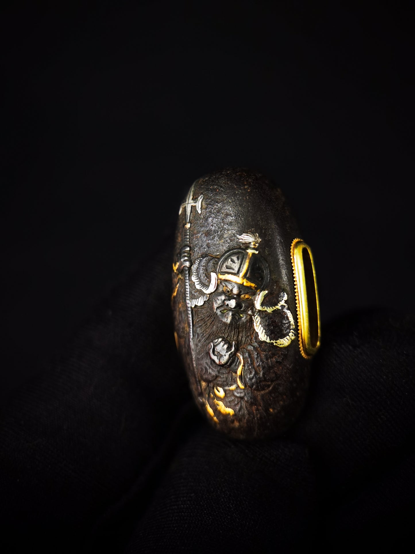 Japanese Guan Yu and Zhang Fei Fuchi & Kashira for Katana and Wakziashi Edo Period Antique B172