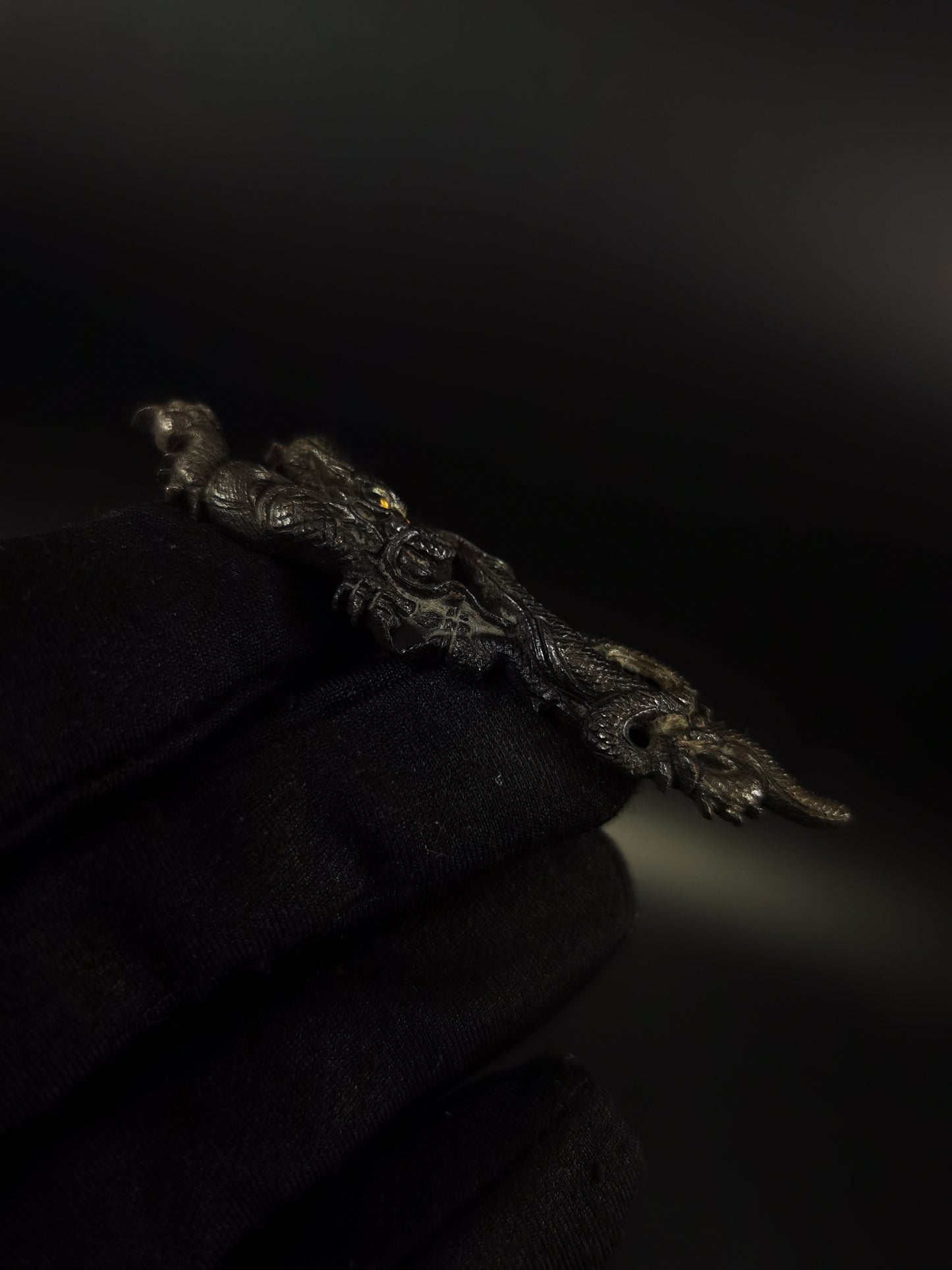 Japanese Black Dragon Menuki for Katana Wakziashi and Tanto Edo Period Antique C113