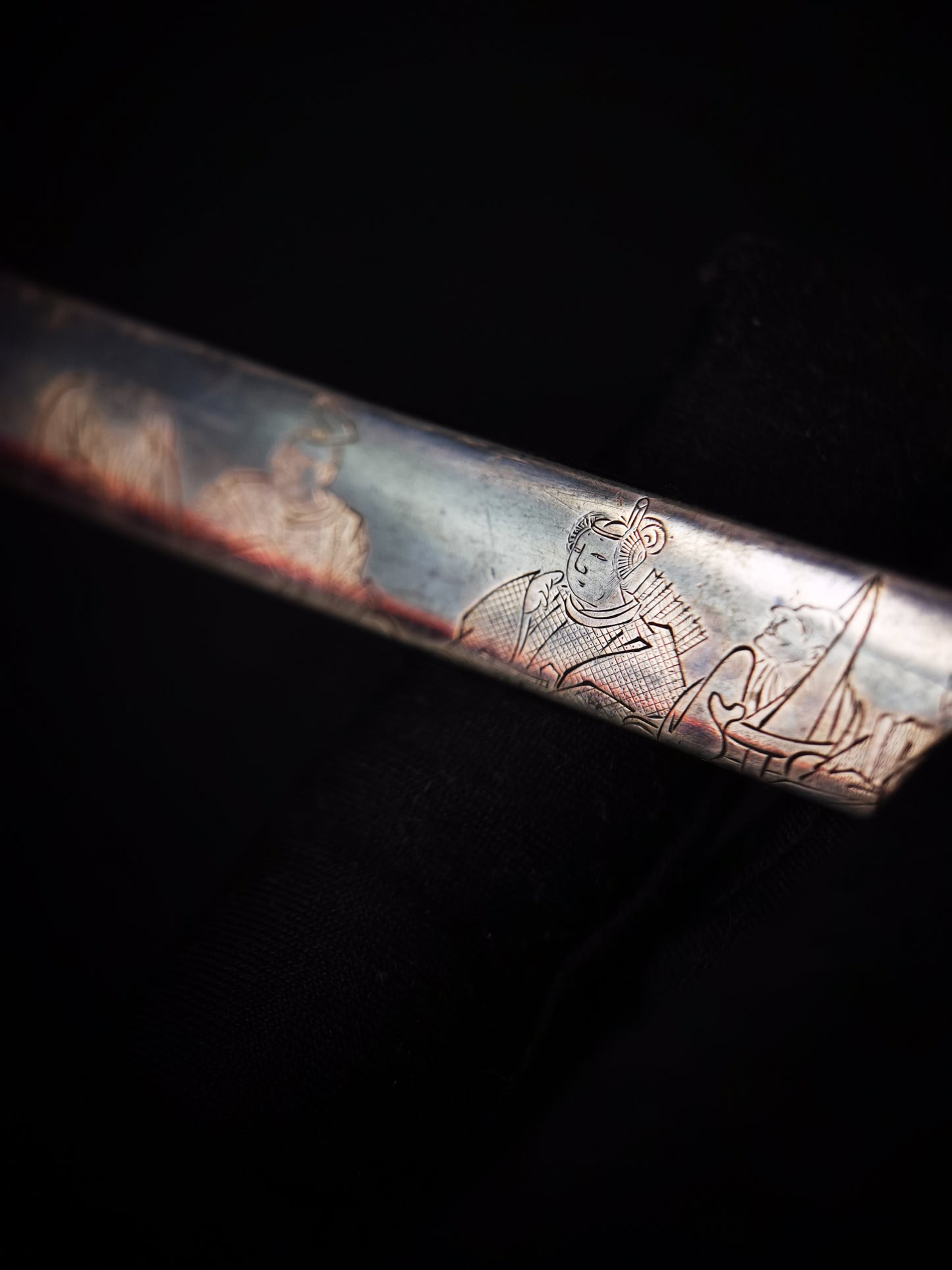 Japanese Pure Silver Six Immortal Poets Pattern Kogai with Kogatana for wakziashi and tanto Edo period antique D139