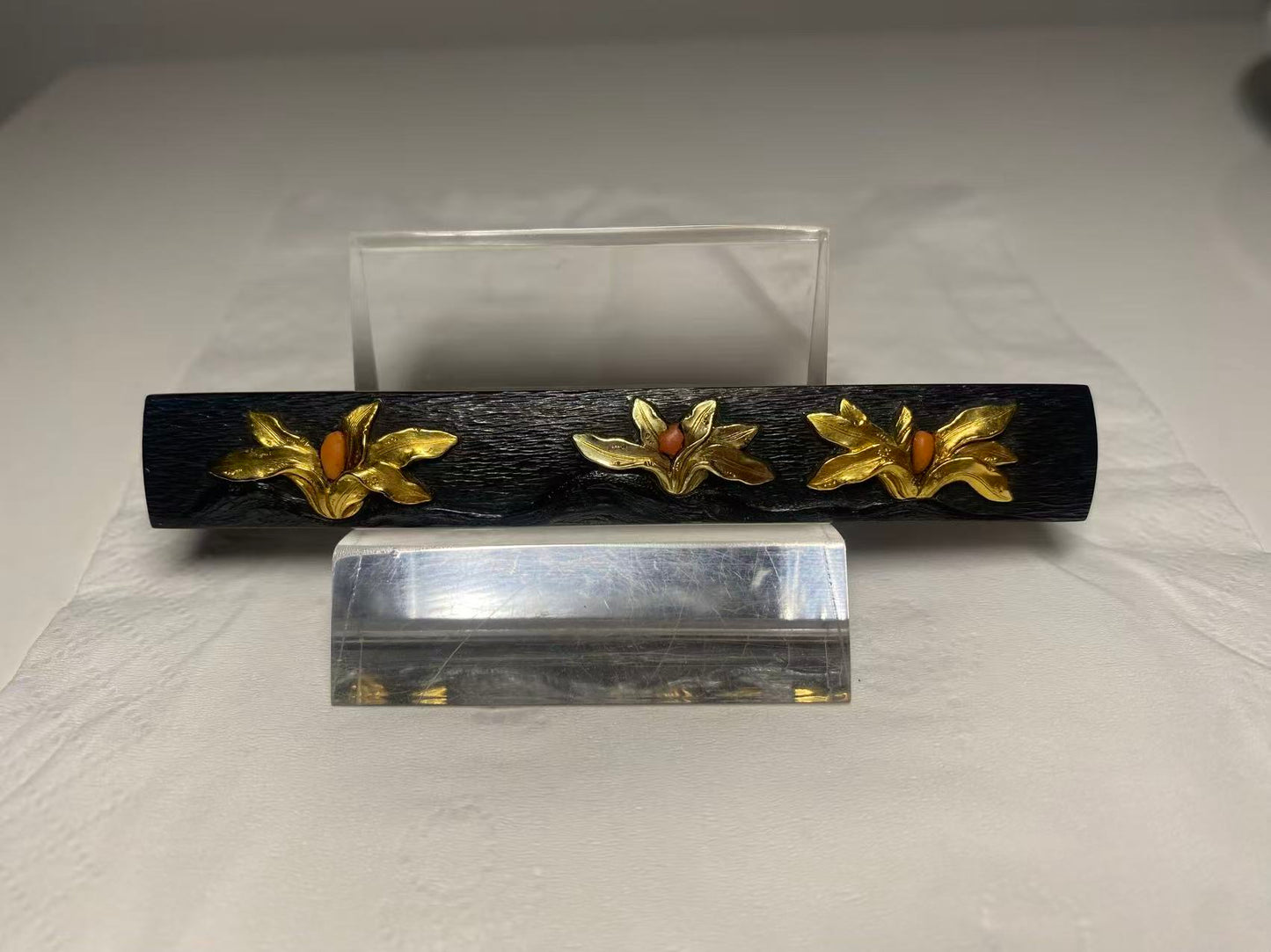 Japanese Omoto Evergreen Design Kogai for wakziashi and tanto Edo period antique D140
