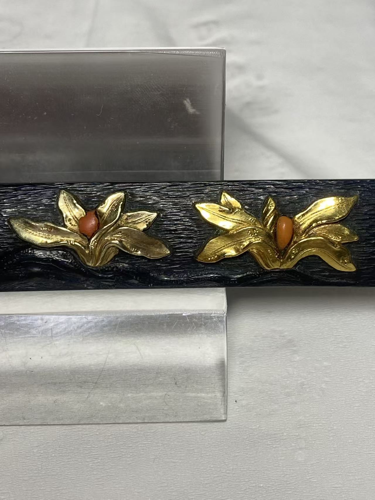 Japanese Omoto Evergreen Design Kogai for wakziashi and tanto Edo period antique D140