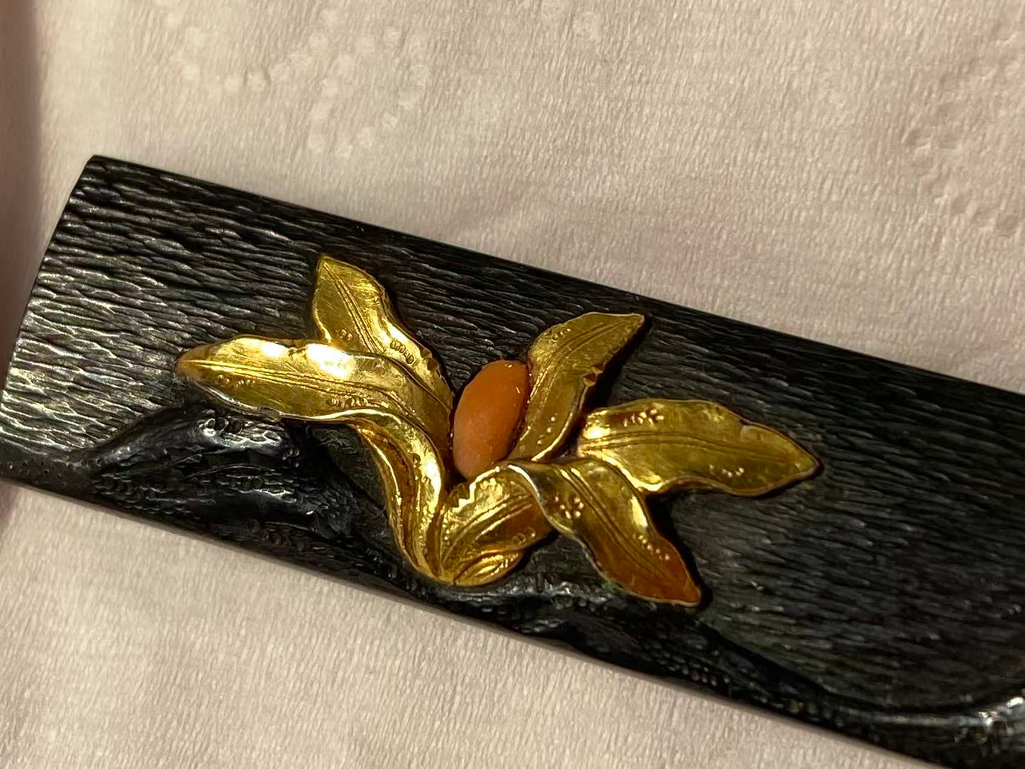 Japanese Omoto Evergreen Design Kogai for wakziashi and tanto Edo period antique D140