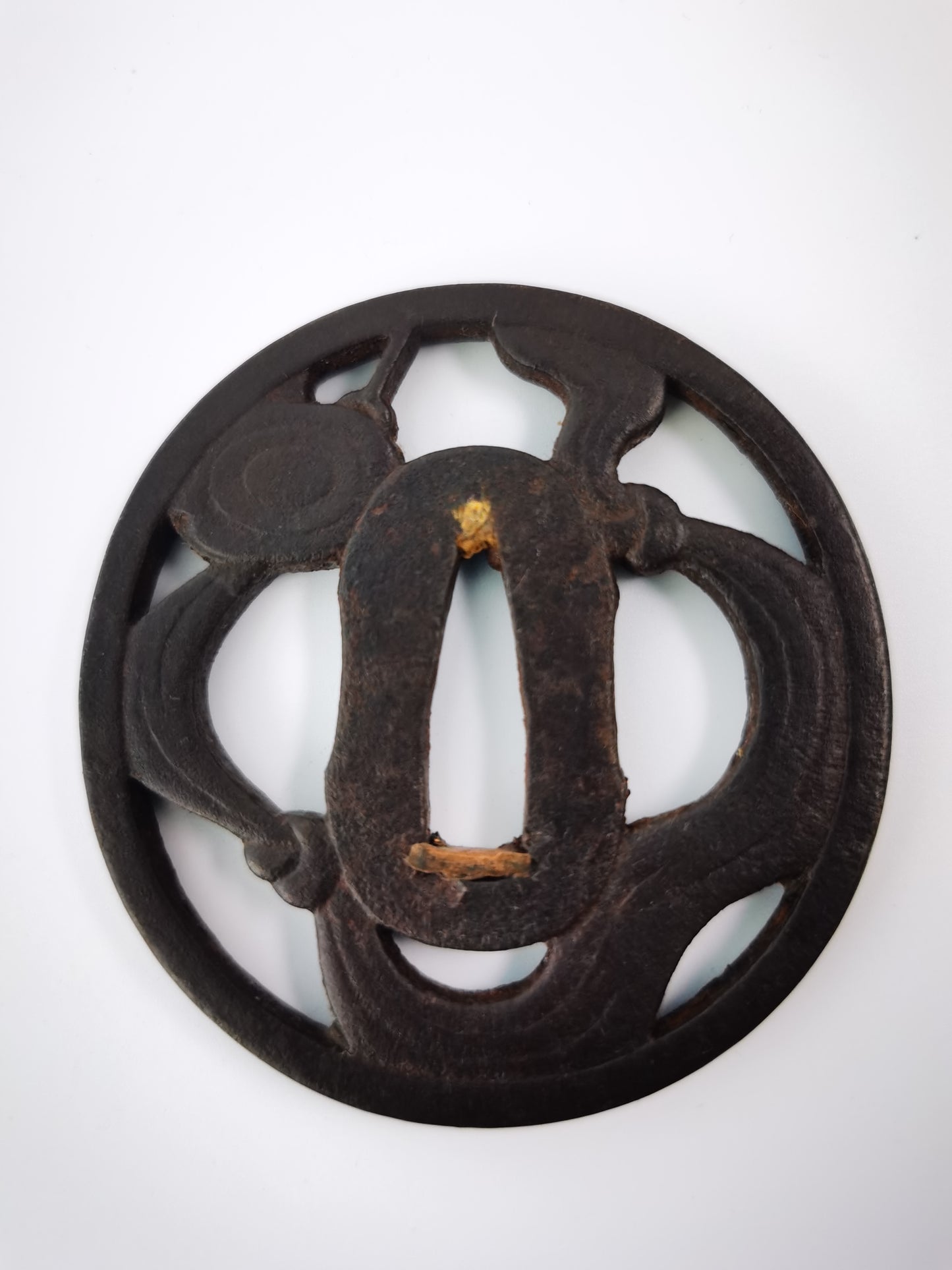 Japanese Flying Silk Ribbon Pattern Tsuba for Katana Wakziashi Edo Period Antique A322