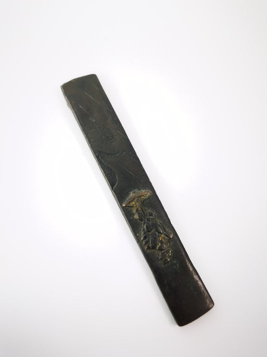 Japanese Rainy Journey Pattern Kozuka for Wakziashi Tanto Edo Period Antique D143