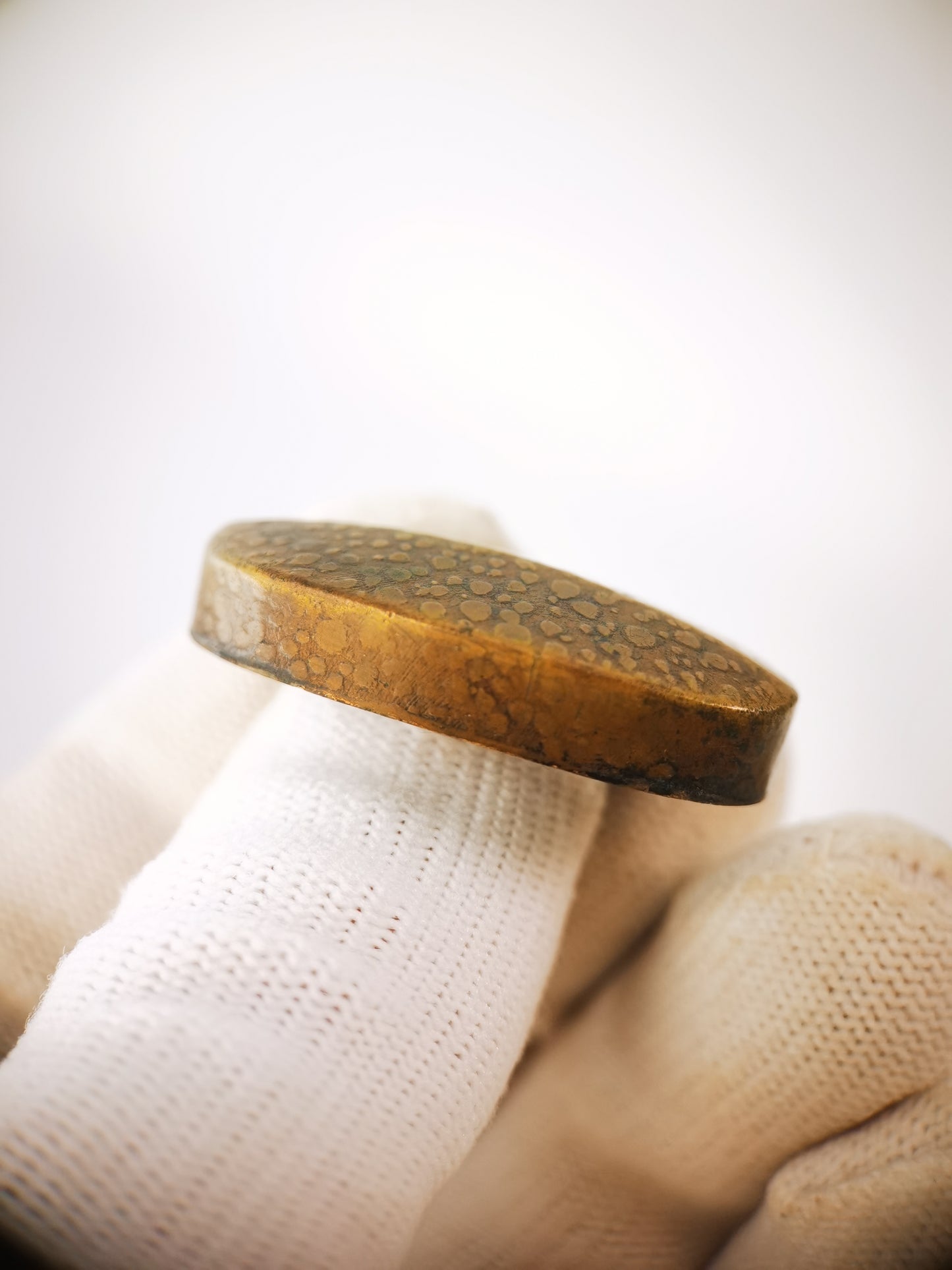 Japanese Bronze Stone Grain Texture Kojiri for Katana Wakziashi Edo Period Antique I024