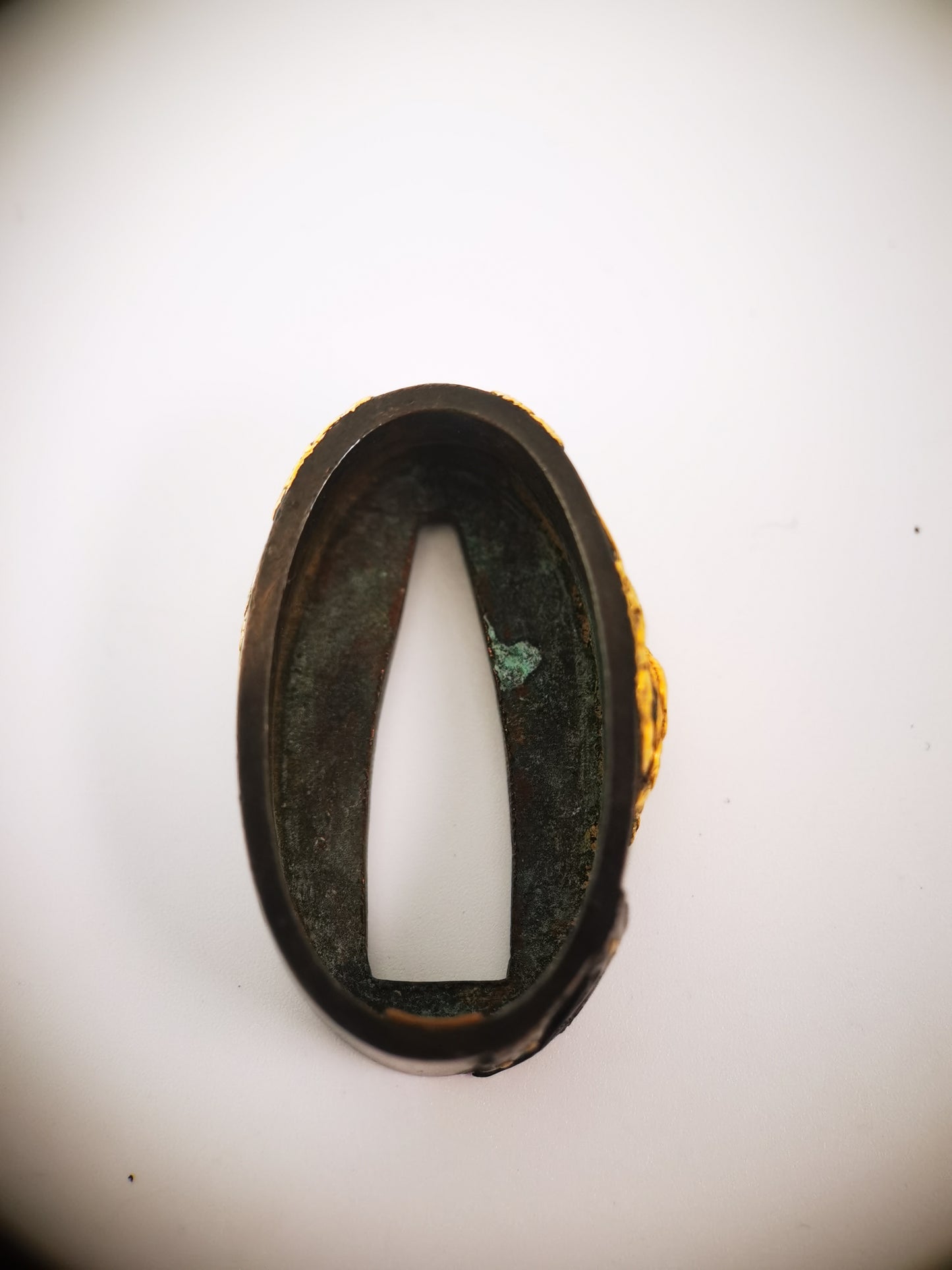 Japanese Chain-linked Lion Dog Pattern Single Fuchi for Katana Wakziashi Edo Period Antique F201