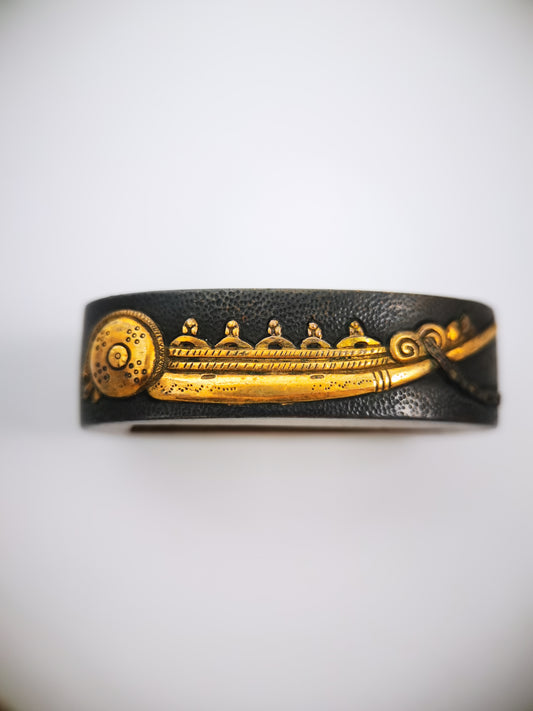 Japanese Imperial Royal Barge Pattern Single Fuchi for Katana Wakziashi Edo Period Antique F206