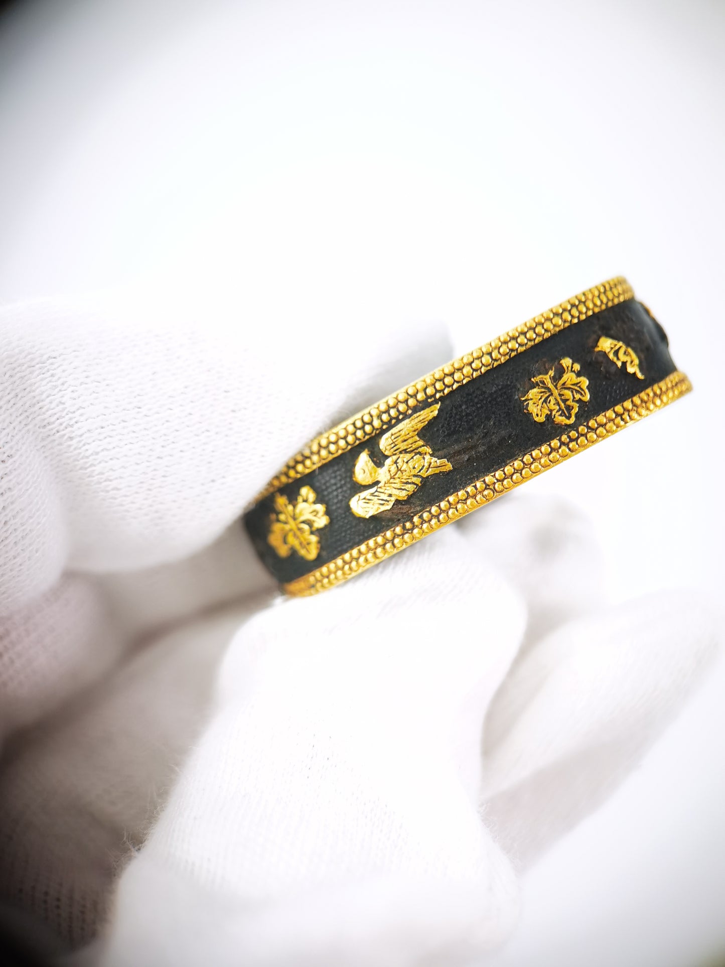 Japanese Gosankiri, Butterfly & Bird Pattern Single Fuchi for Katana Wakziashi Edo Period Antique F208