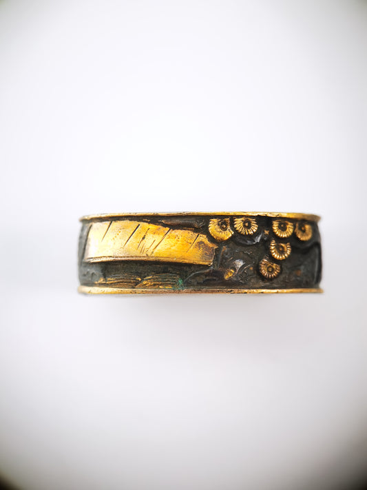 Japanese Pine House and Golden Bridge Pattern Single Fuchi for Katana Wakziashi Edo Period Antique F212
