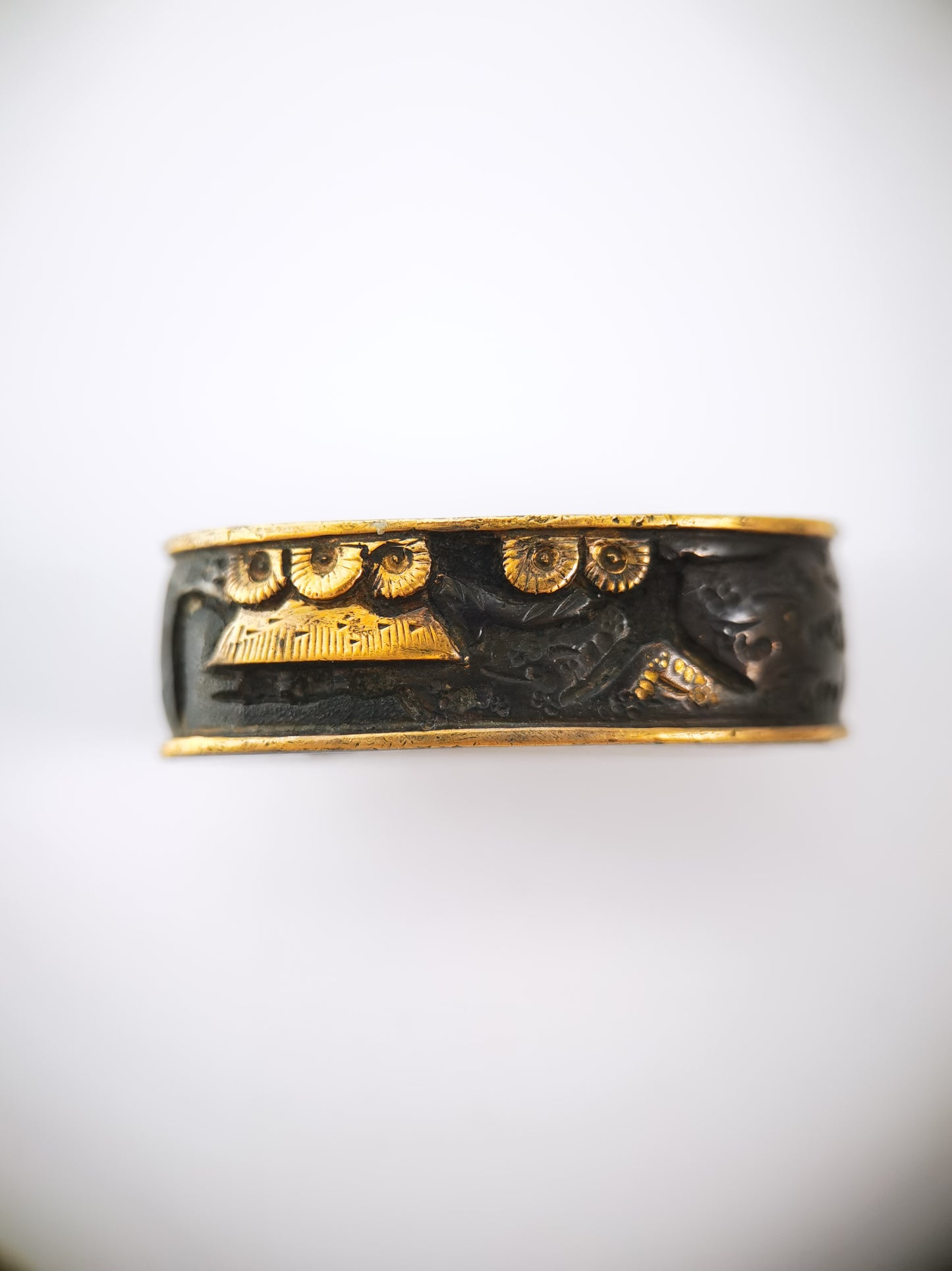 Japanese Pine House and Golden Bridge Pattern Single Fuchi for Katana Wakziashi Edo Period Antique F212