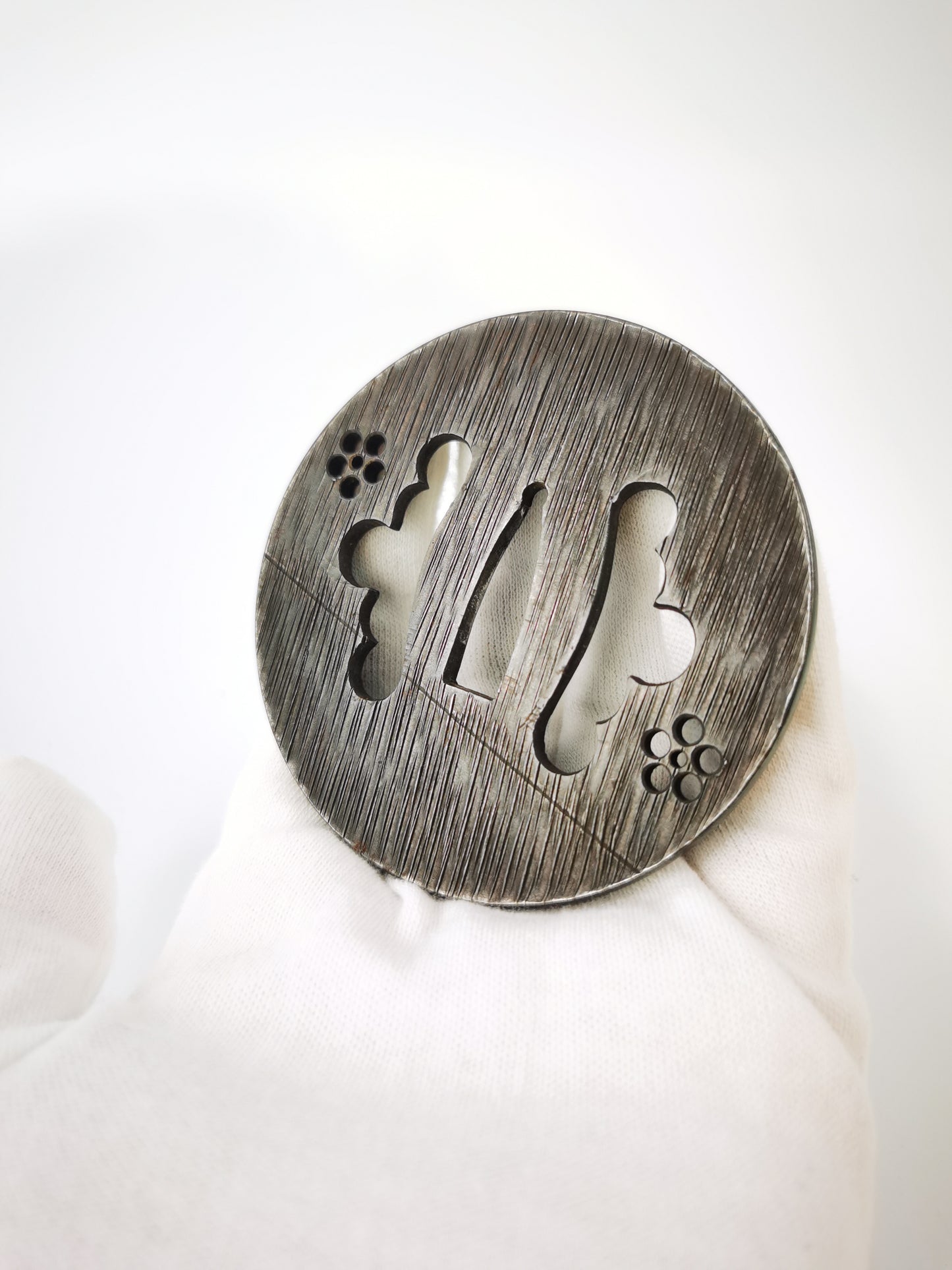 Japanese Shigure-yasuriji with Sakura Pattern  Tsuba for katana A354