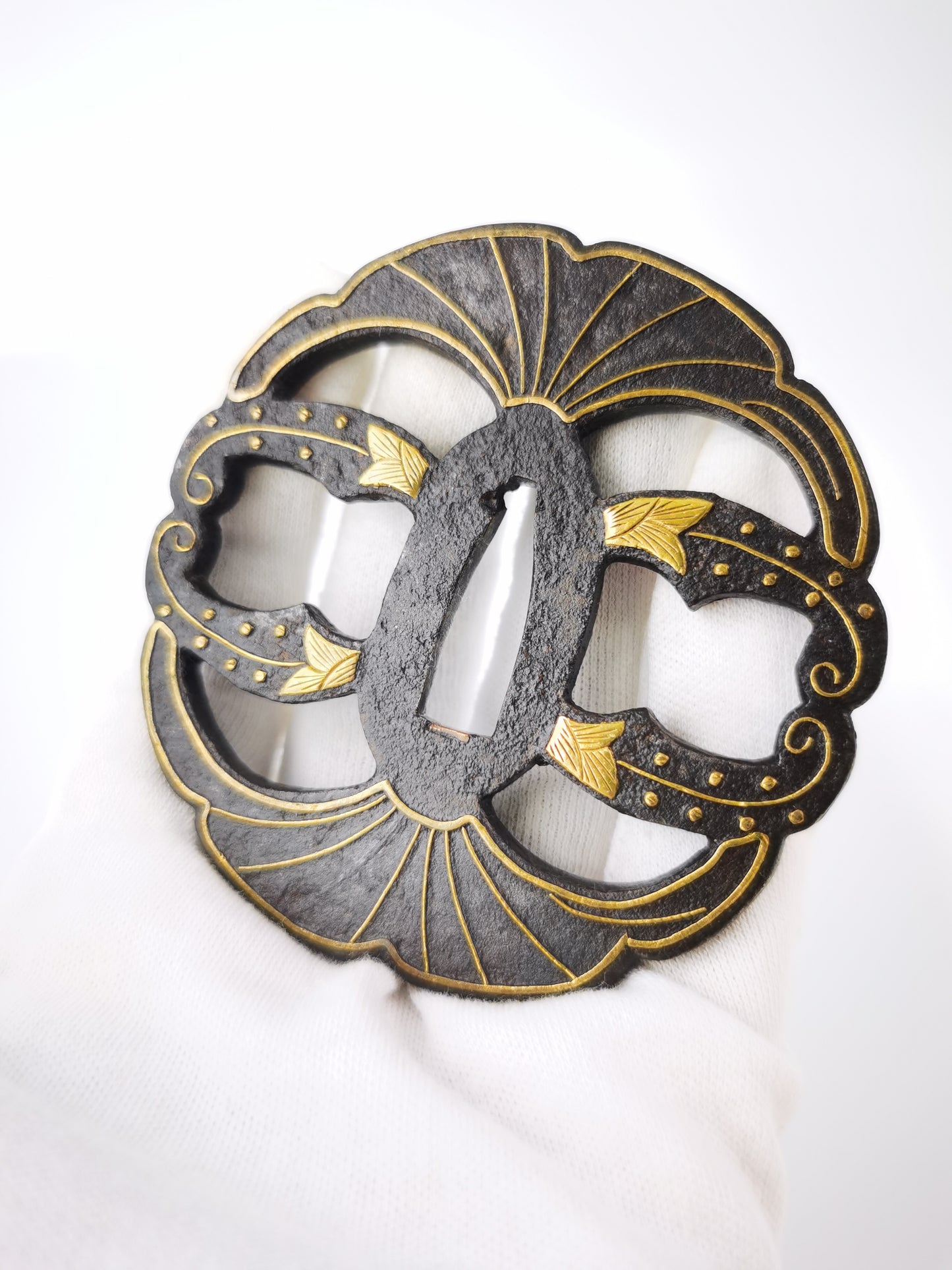 Japanese Ginkgo leaf & flora Pattern Tsuba for  Katana Edo Period Antique A340