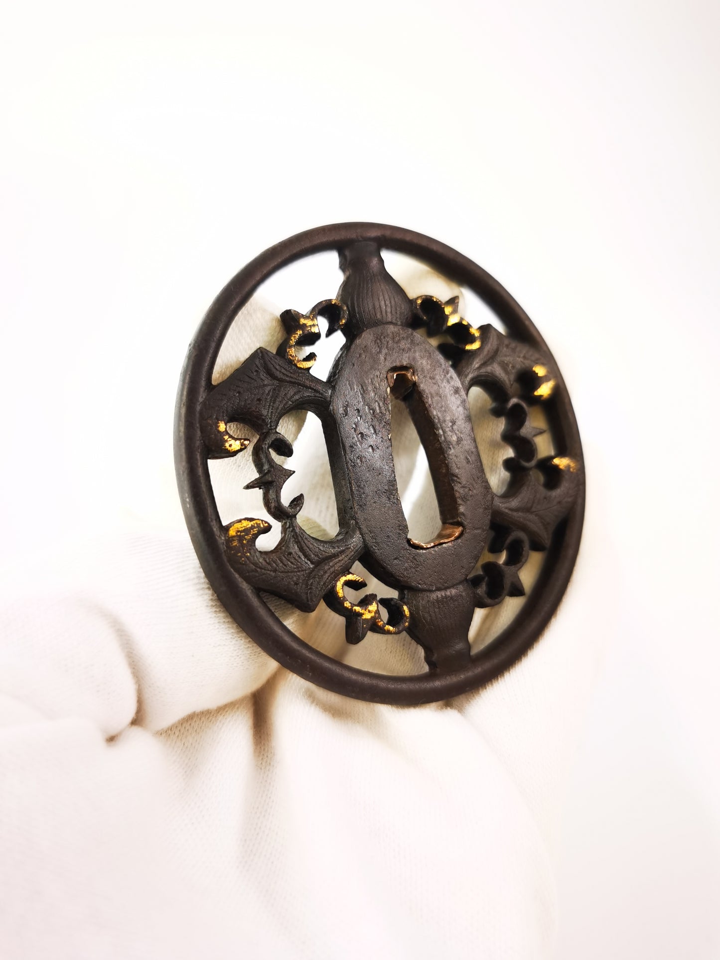 Japanese Flora Pattern Tsuba for  Katana Wakziashi Edo Period Antique A341