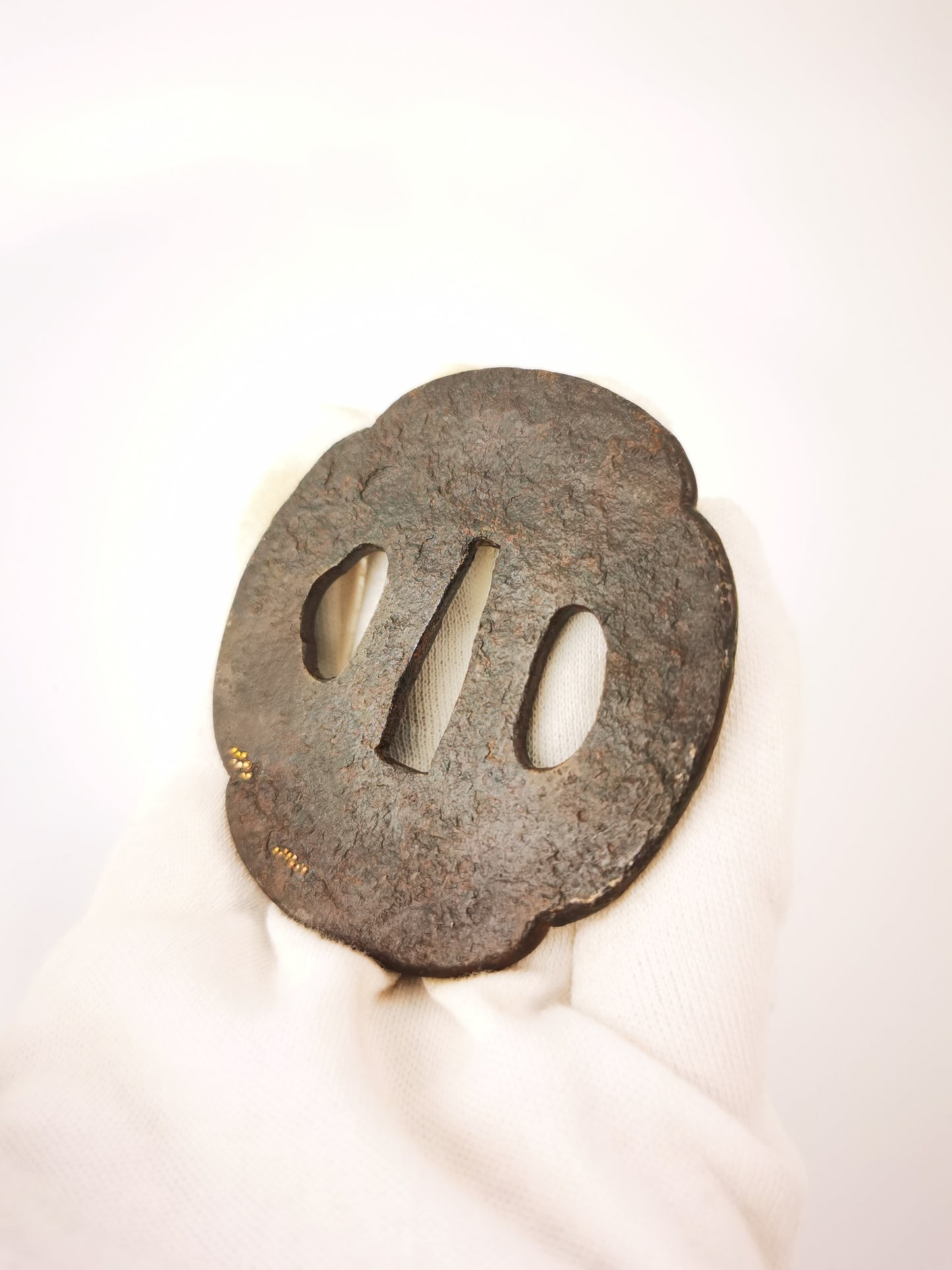 Japanese Antique Bridge & Figurine Pattern Tsuba for  Wakziashi Edo Period Antique A346