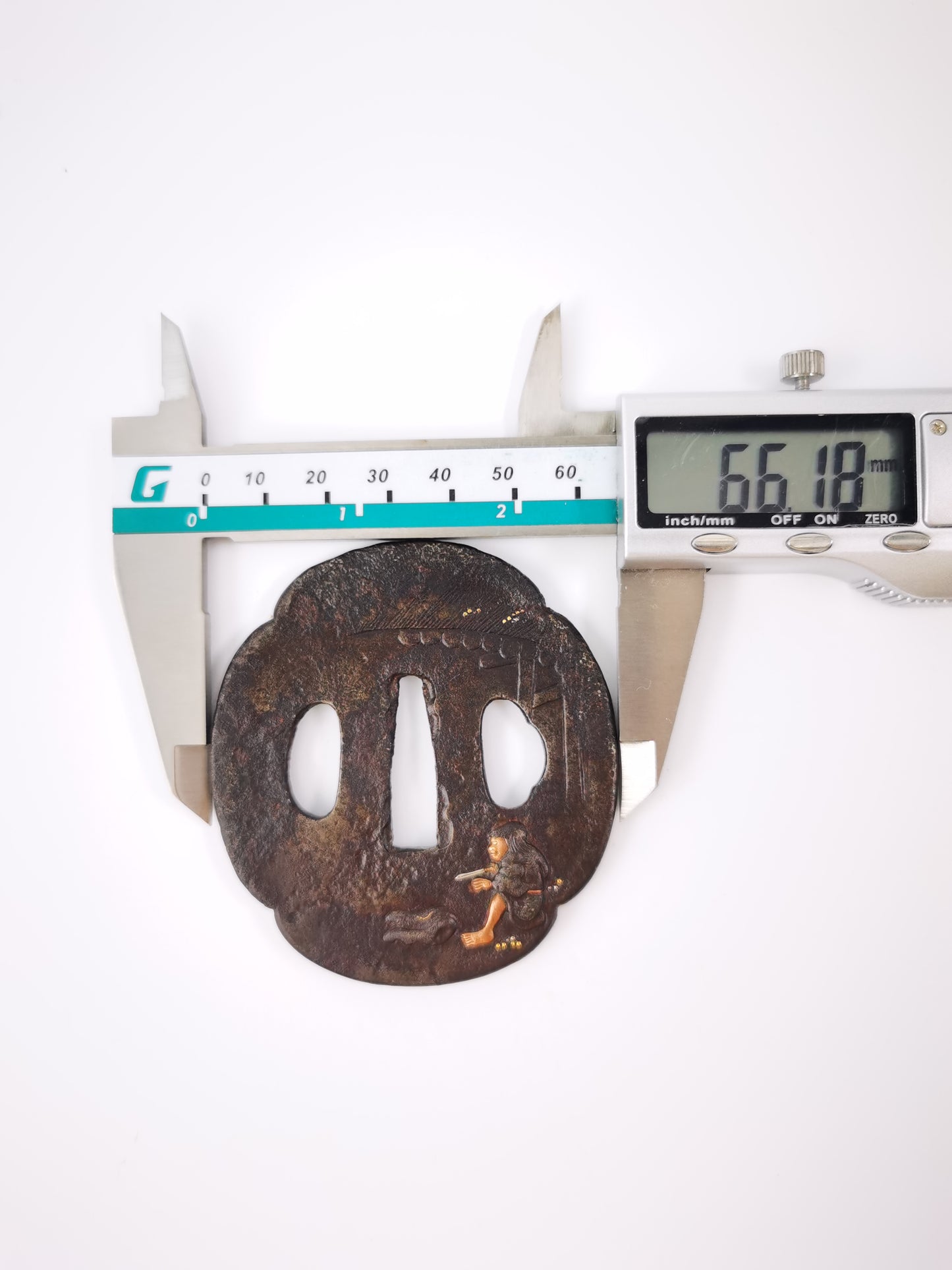 Japanese Antique Bridge & Figurine Pattern Tsuba for  Wakziashi Edo Period Antique A346