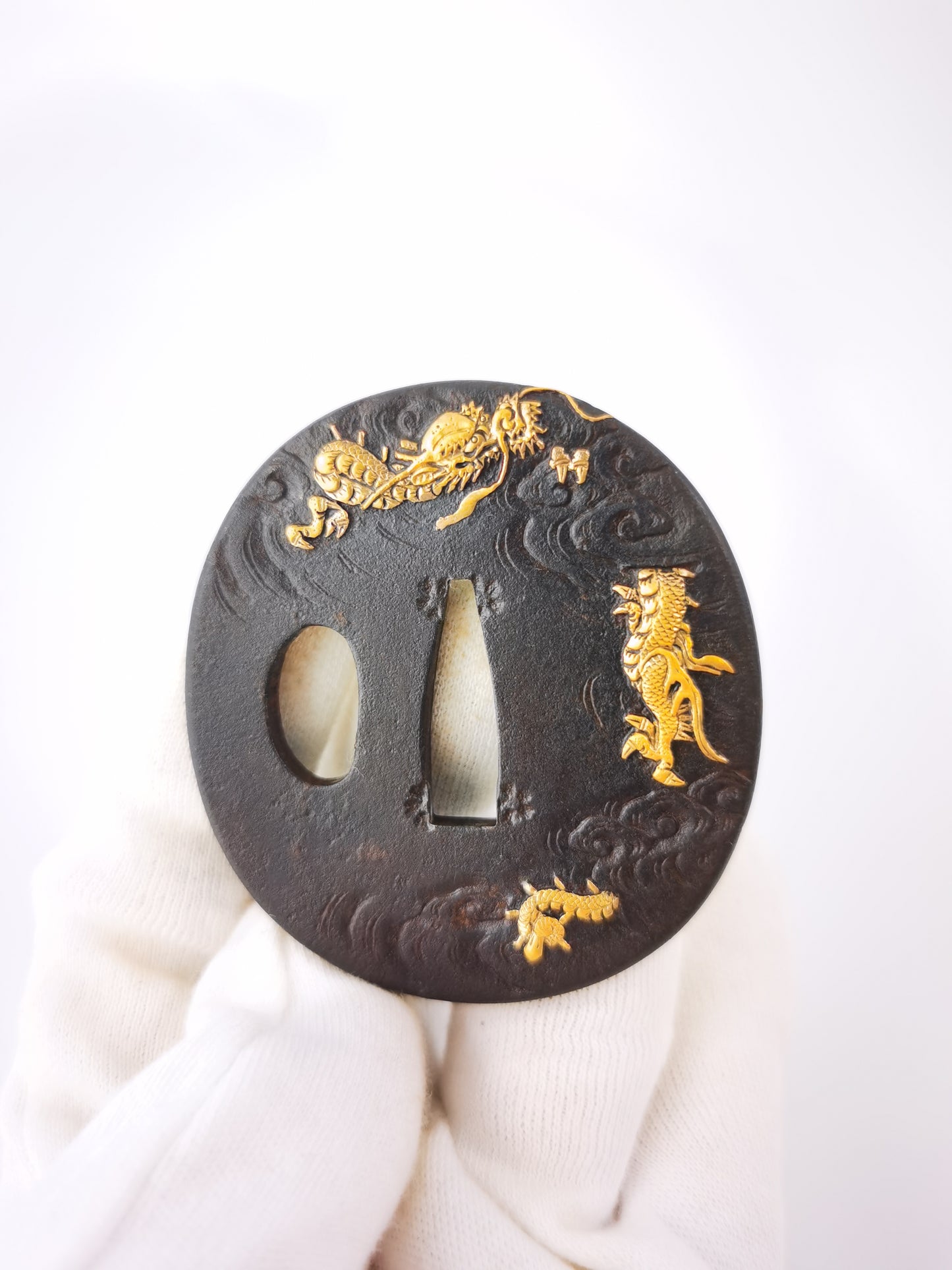Japanese Cloud Dragon Pattern  Tsuba for Tanto Edo Period A353