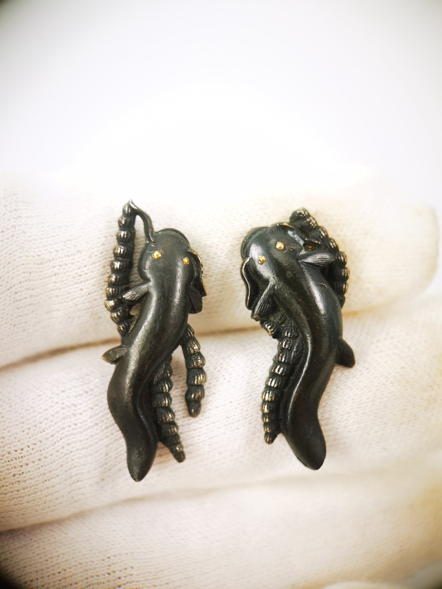 Japanese Giant Salamander Patternn Menuki for Katana Wakziashi Edo Period Antique C090