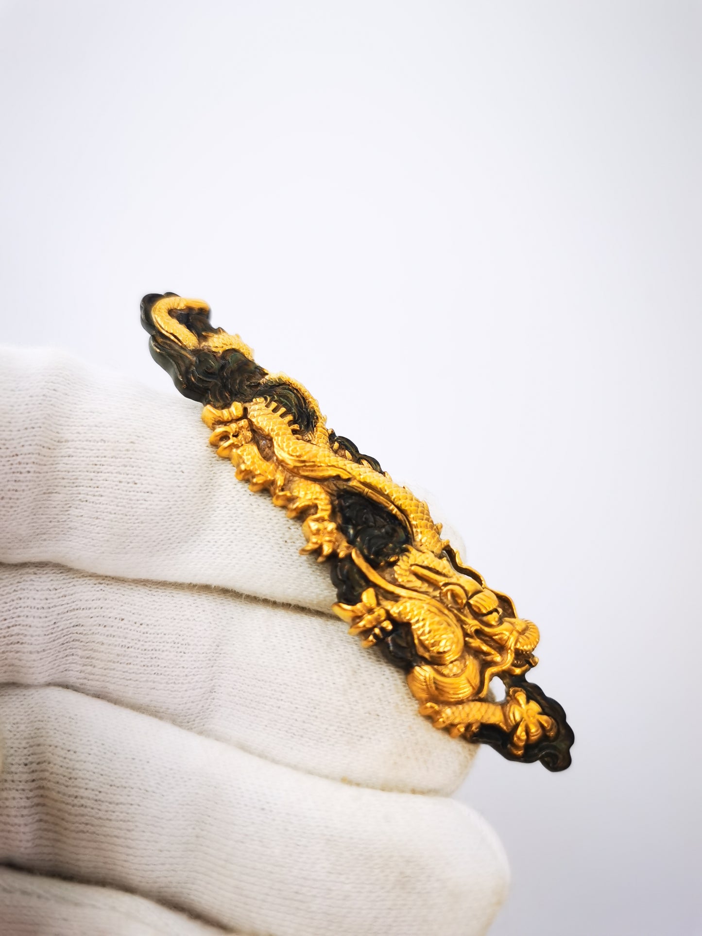 Japanese Type Big Cloud-Dragon Pattern Menuki for Tachi wakziashi Y032