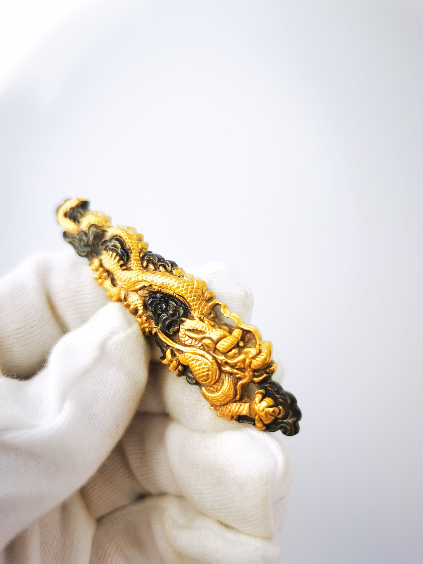 Japanese Type Big Cloud-Dragon Pattern Menuki for Tachi wakziashi Y032