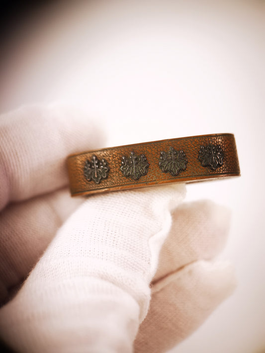 Japanese Kiri Pattern Single Fuchi for Katana Wakziashi Edo Period Antique F214