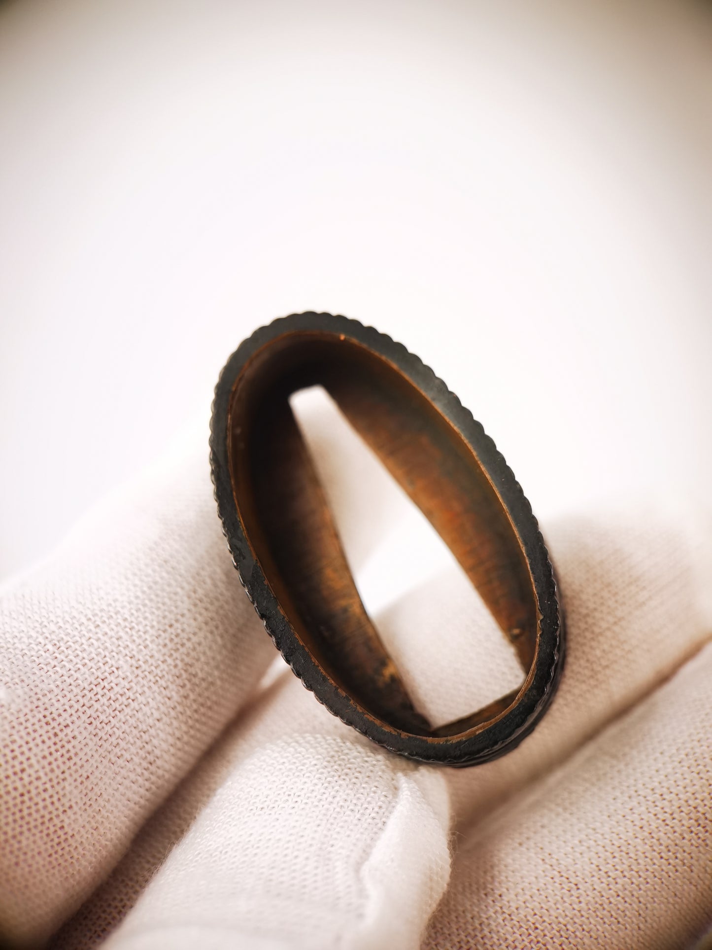 Japanese Wave Pattern Double Layer Single Fuchi for Katana Wakziashi Edo Period Antique F215