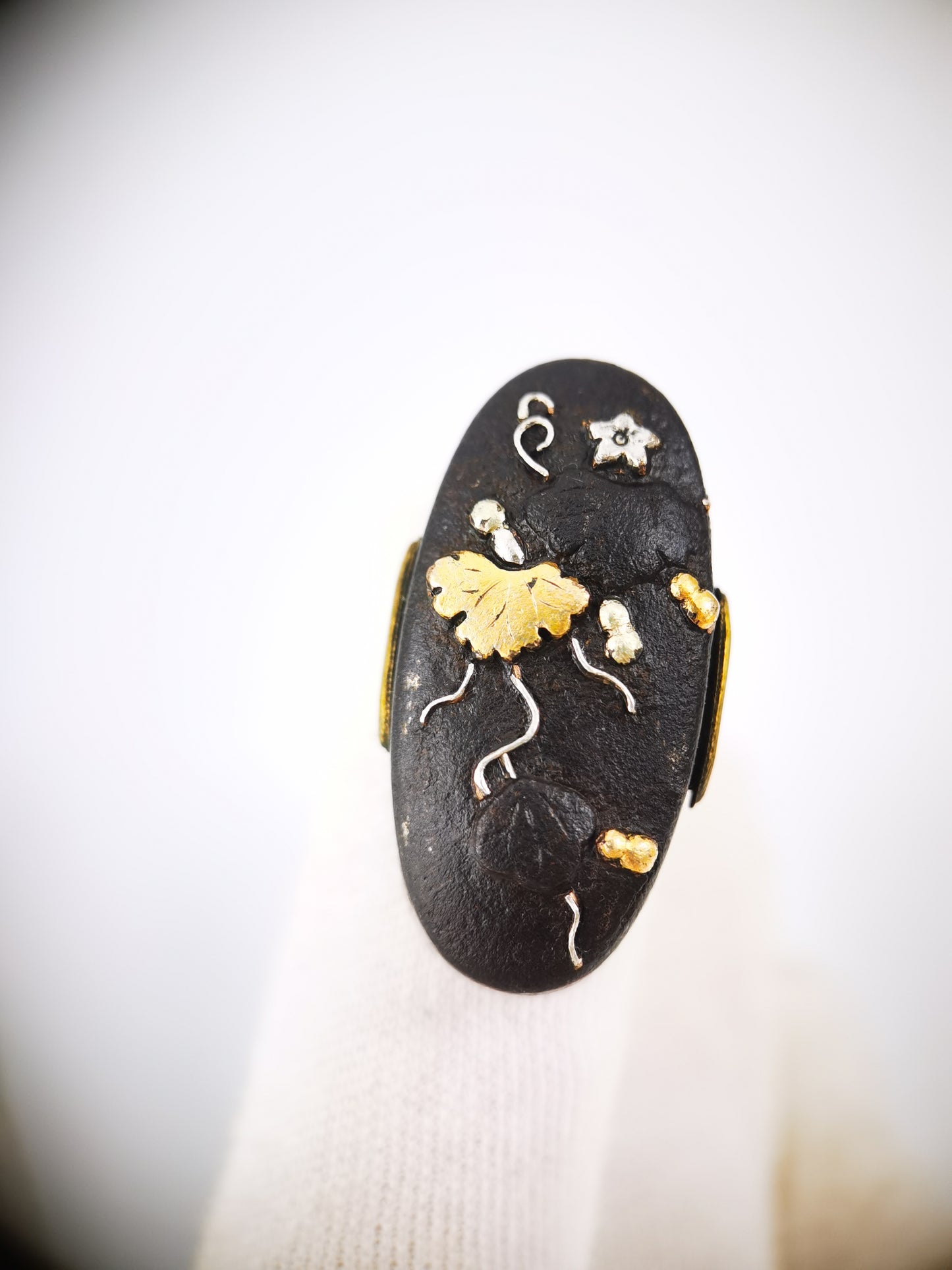 Japanese Gourd Pattern Fuchi and Kashira for Katana Wakziashi Edo Period Antique B176