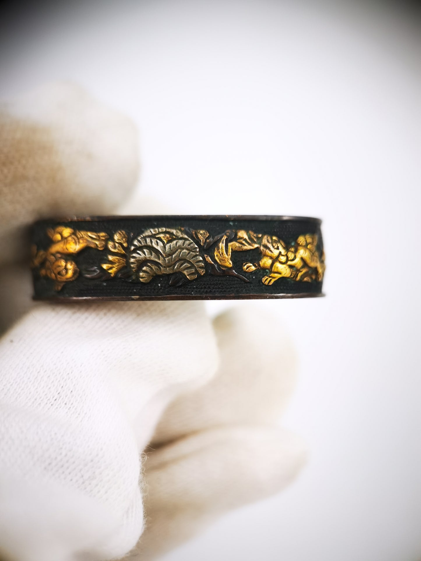Japanese Lion Dog and Peony Pattern Fuchi and Kashira for Wakziashi Edo Period Antique B178