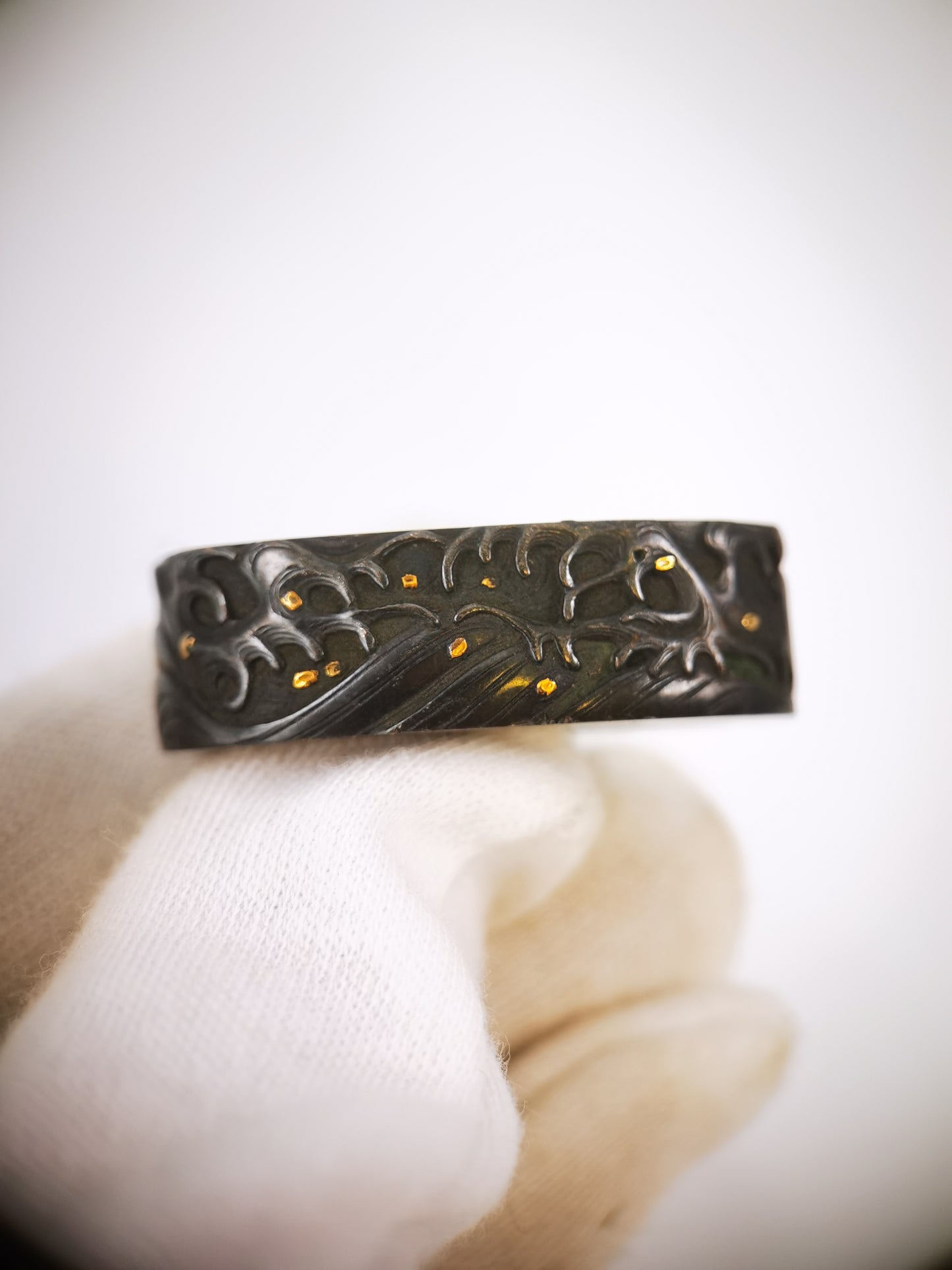 Japanese Wave Pattern Fuchi and  Kashira for Katana Wakziashi Edo Period Antique B179