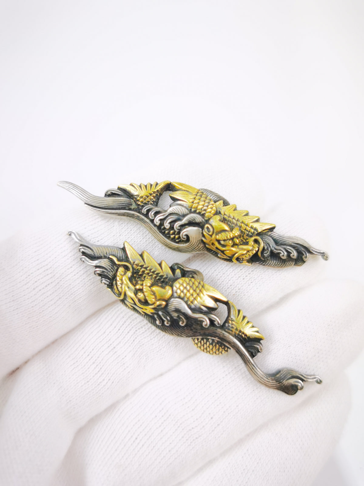 Japanese Sword Fitting Shachihoko and Surging Waves Pattern Menuki for Katana and Tachi Edo Period Antique C124