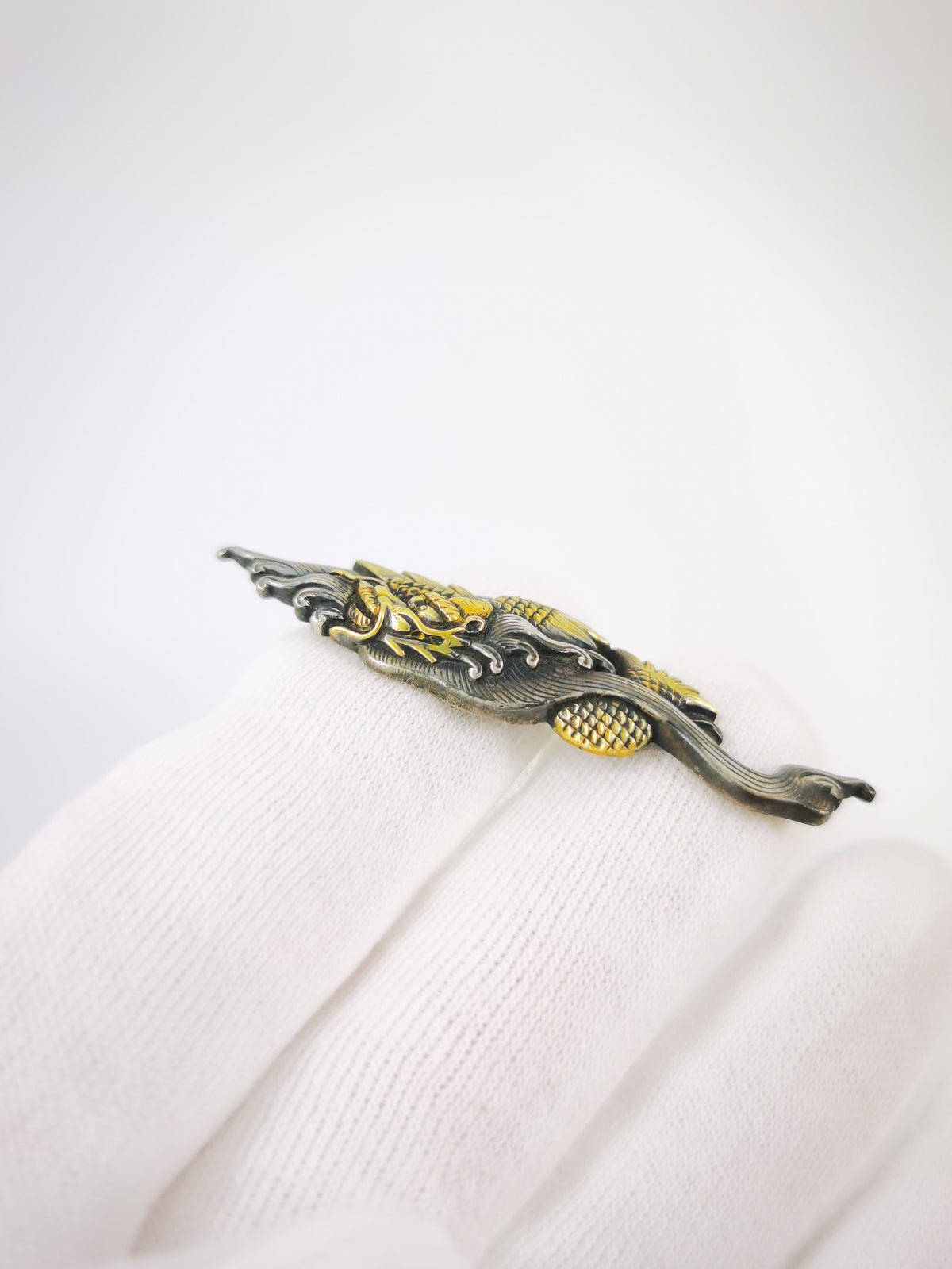 Japanese Sword Fitting Shachihoko and Surging Waves Pattern Menuki for Katana and Tachi Edo Period Antique C124