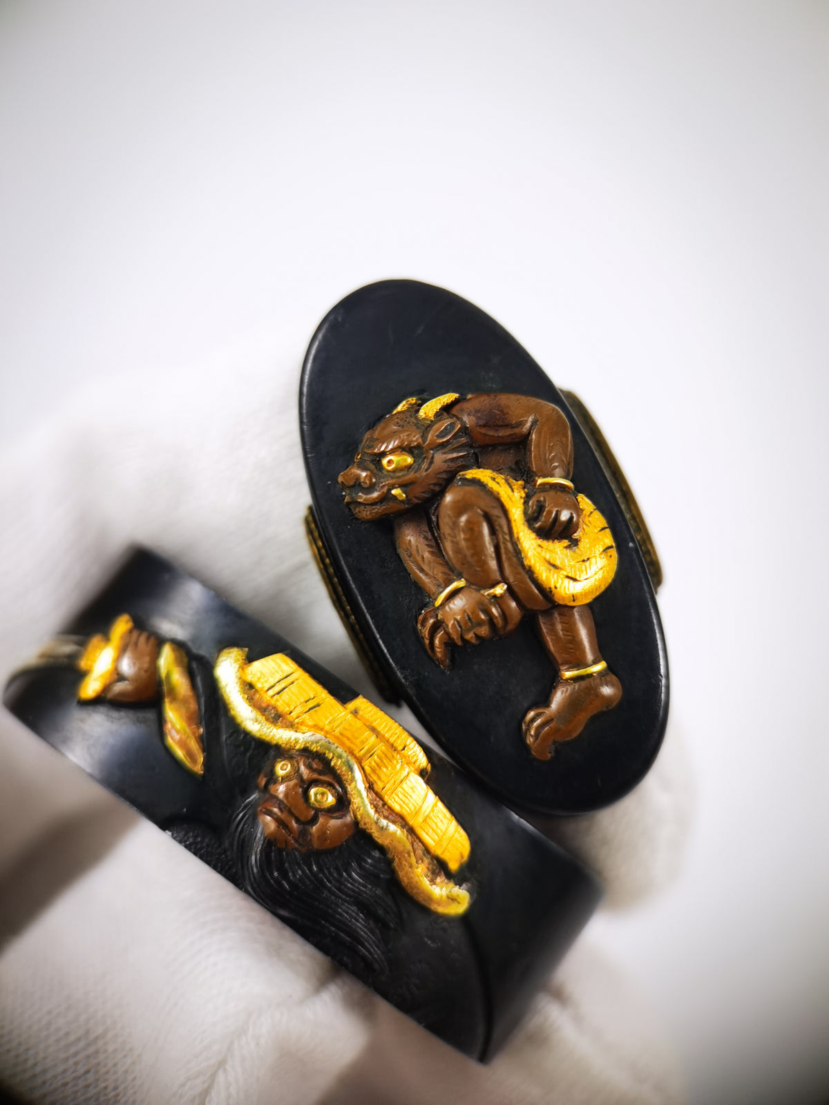 Japanese Sword Fitting Shoki and Oni Pattern Fuchi and Kashira for Katana and Wakzaishi Edo Period Antique B188