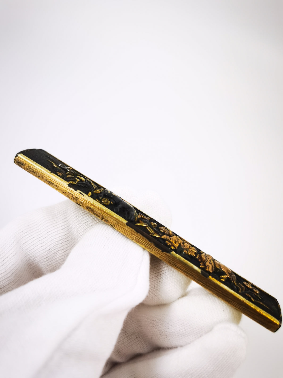 Japanese Sword Fitting Grass and Steed motif kozuka for Wakzaishi and Tanto Edo Period Antique D149