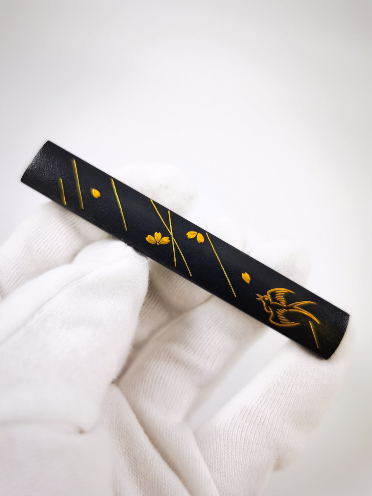 Japanese Sword Fitting Swallow motif kozuka for Wakzaishi and Tanto Edo Period Antique D150