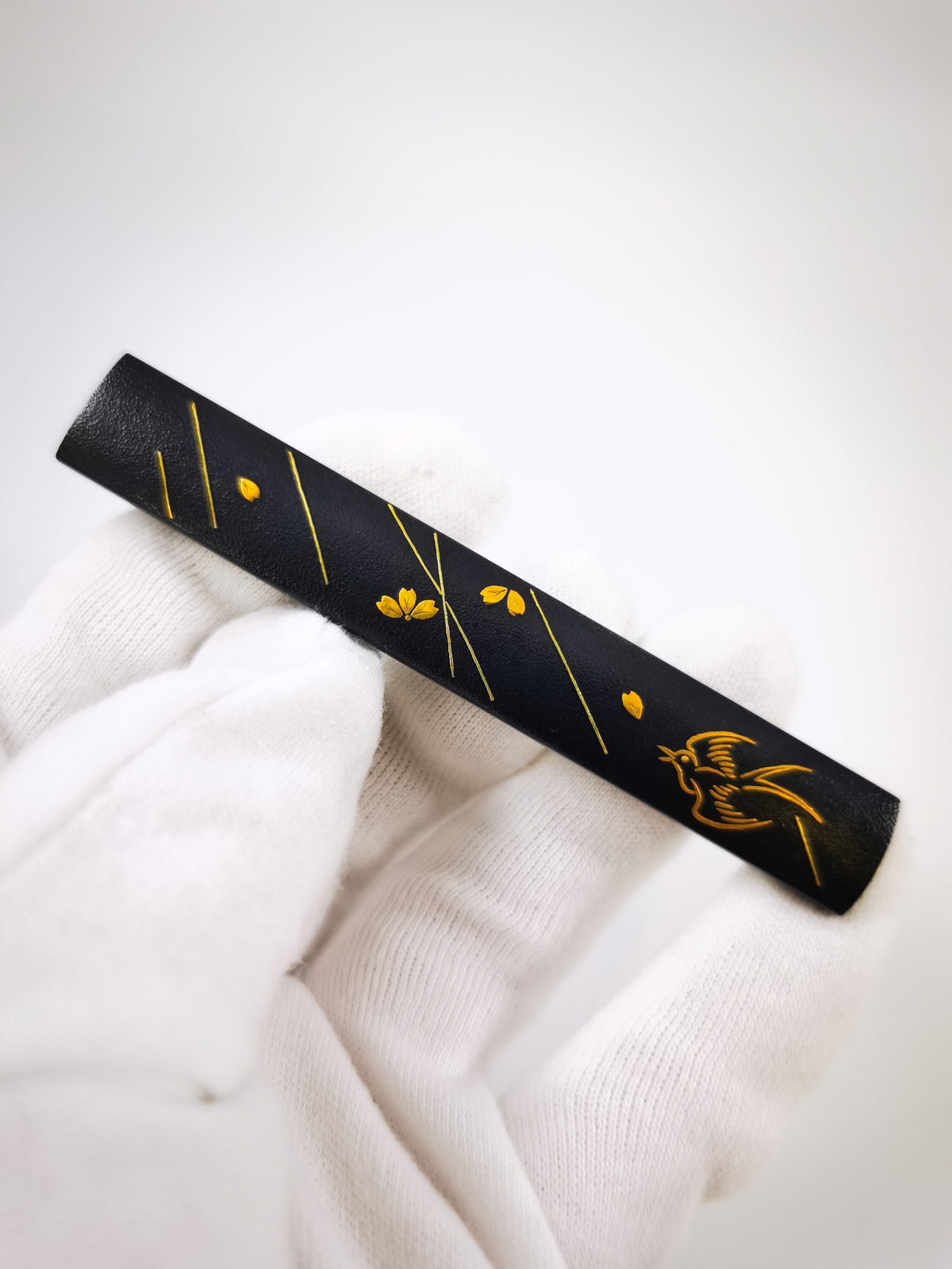 Japanese Sword Fitting Swallow motif kozuka for Wakzaishi and Tanto Edo Period Antique D150