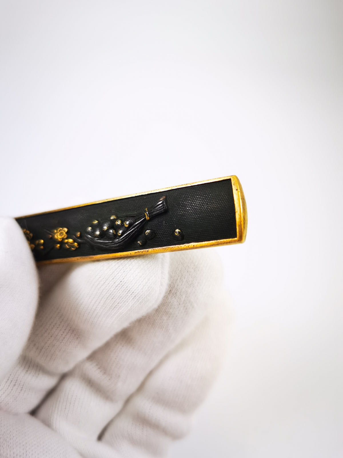 Japanese Sword Fitting Plum Blossom & Shell Assortment Motify kozuka for Wakzaishi and Tanto Edo Period Antique D152