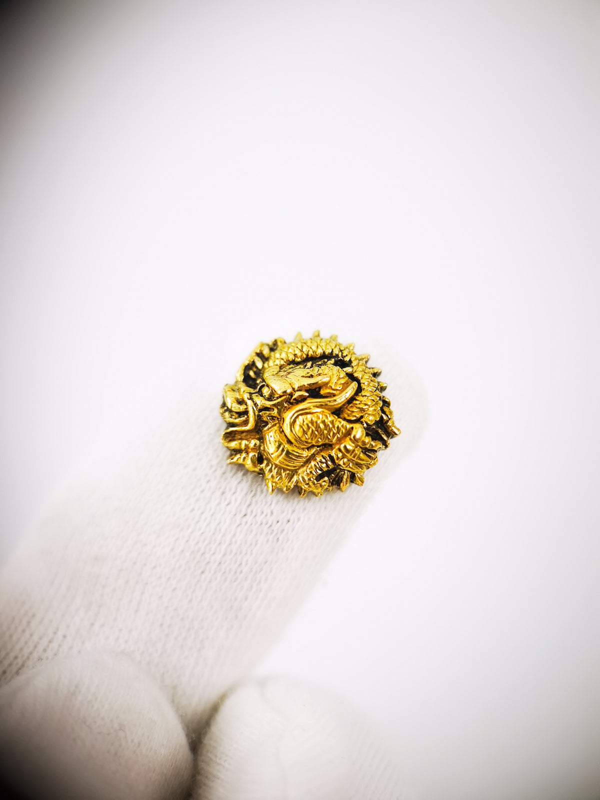 Japanese Sword Fitting Circular Coiled Dragon Motify Kogai & Menuki for Wakzaishi and Tanto Edo Period Antique D153