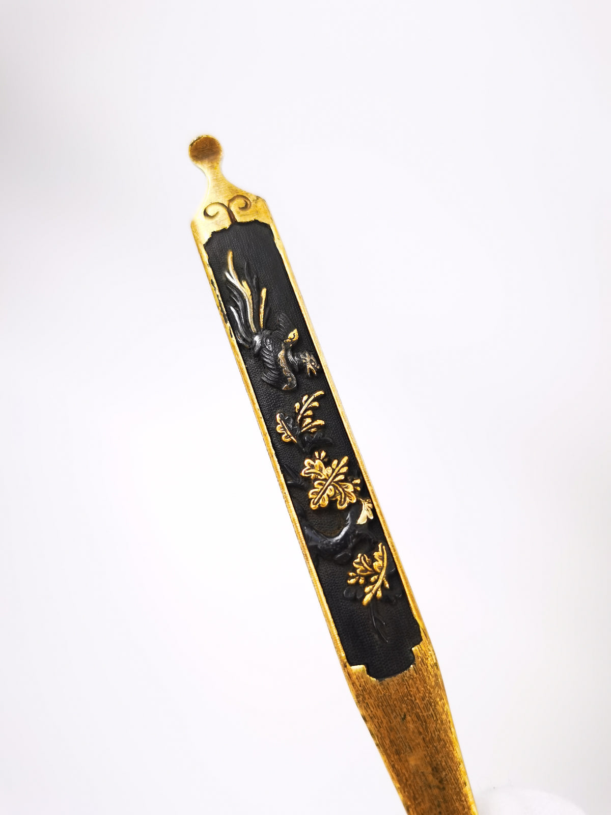 Japanese Sword Fitting Phoenix Perched on Paulownia Motif Kogai for Wakzaishi and Tanto Edo Period Antique D156